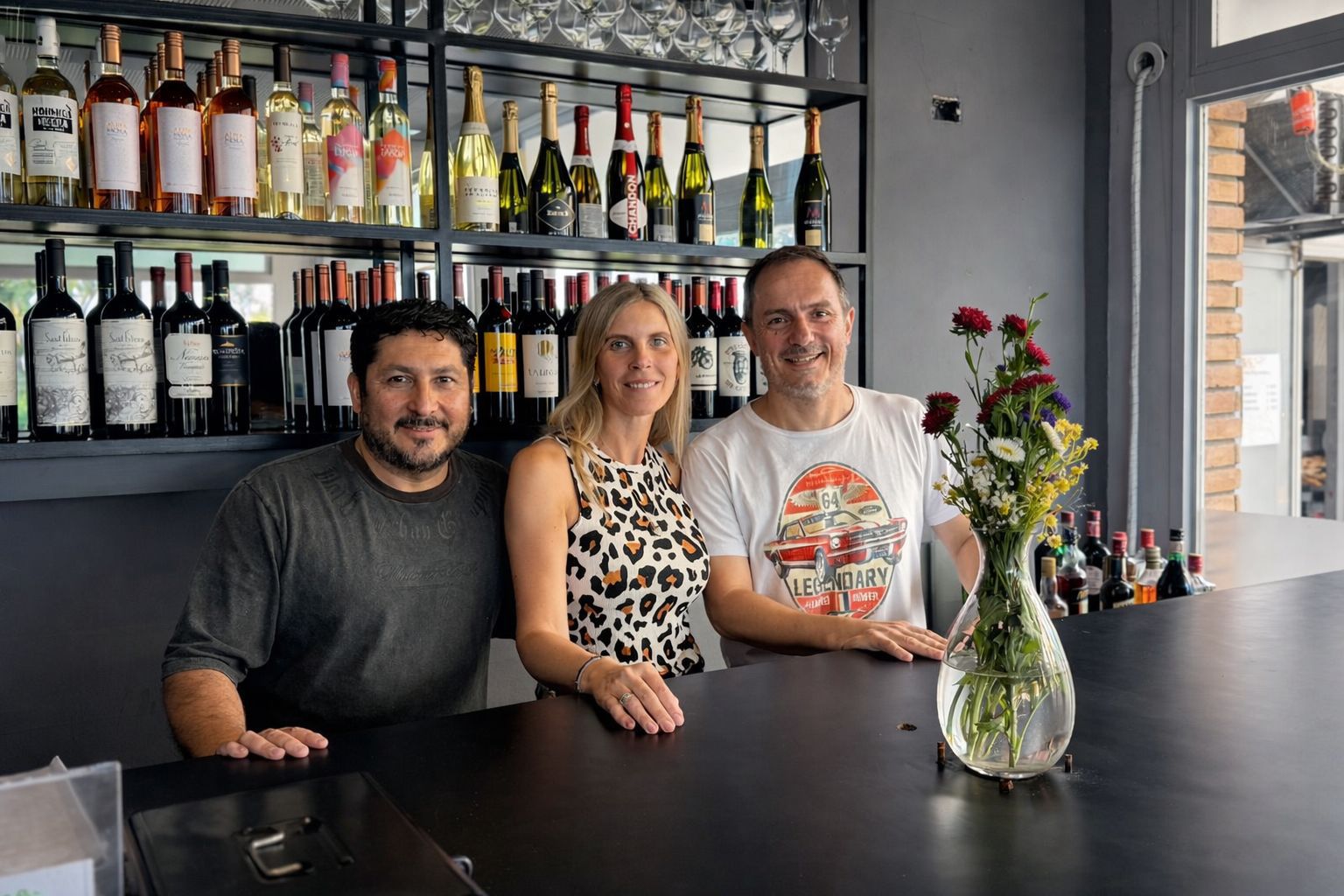 Inauguran “Río y Fuegos”: el nuevo restaurante que potencia la gastronomía en Campana