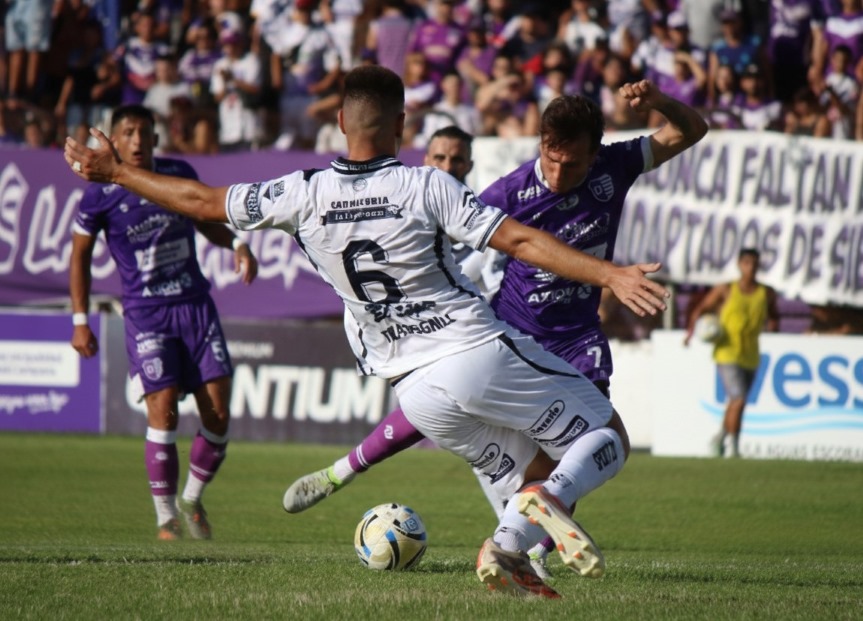 Villa Dálmine cayó ante Deportivo Merlo en su presentación como local